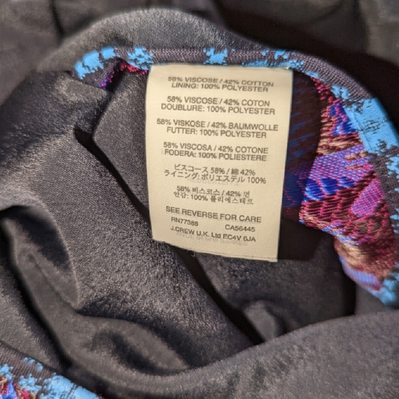 NWOT Vibrant midi skirt made in India, quality materials, fits like 2/4 - Picture 6 of 8